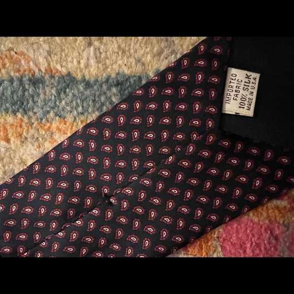 Yves Saint Laurent Neckwear - Picture 2 of 7